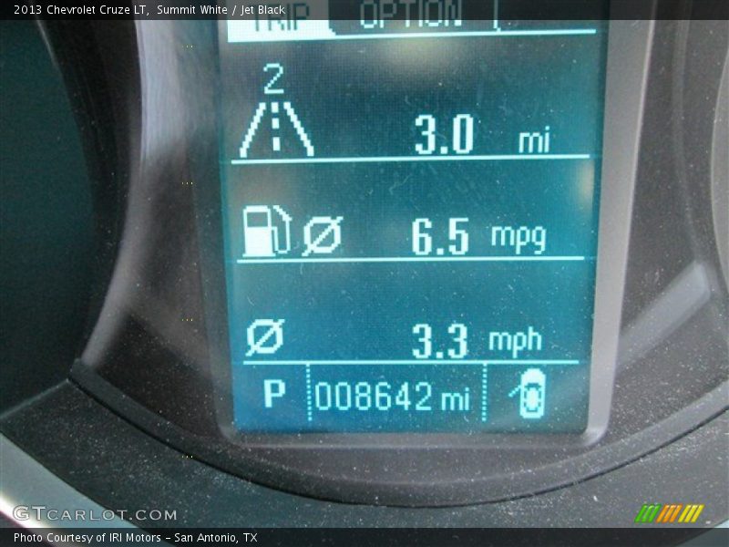 Summit White / Jet Black 2013 Chevrolet Cruze LT
