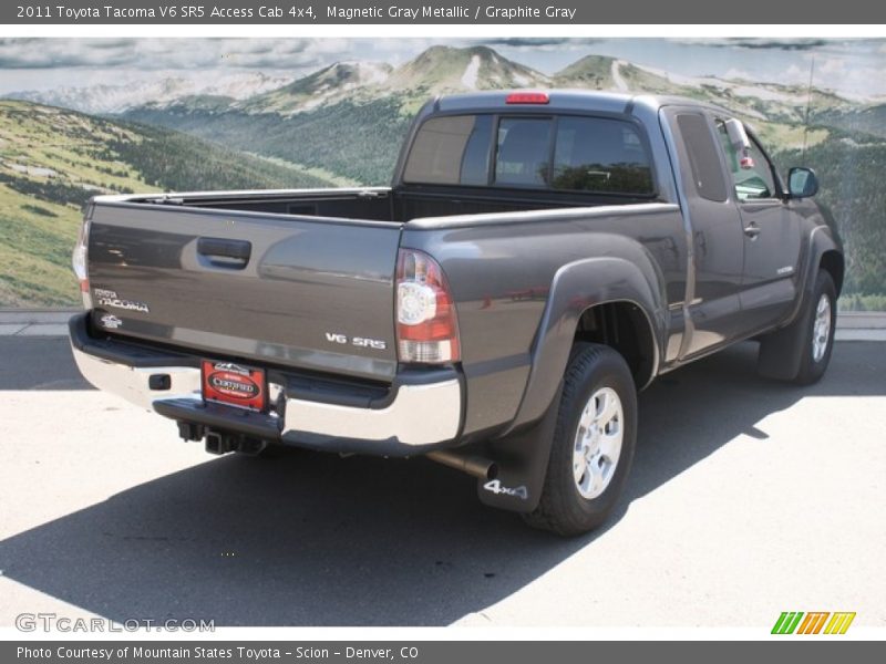 Magnetic Gray Metallic / Graphite Gray 2011 Toyota Tacoma V6 SR5 Access Cab 4x4