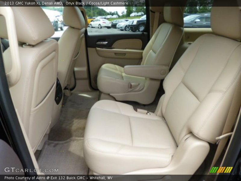 Onyx Black / Cocoa/Light Cashmere 2013 GMC Yukon XL Denali AWD