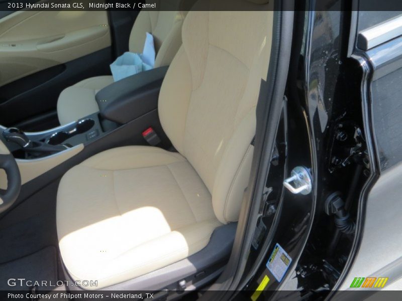 Midnight Black / Camel 2013 Hyundai Sonata GLS