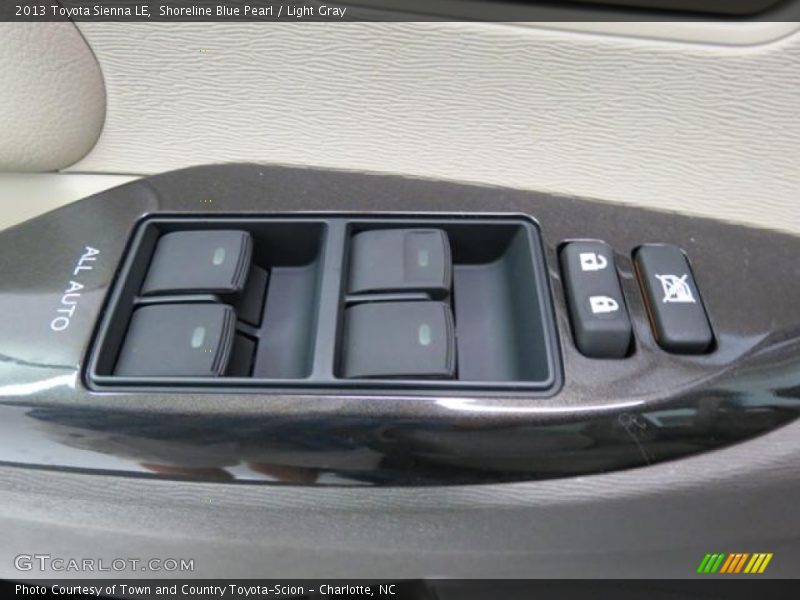 Shoreline Blue Pearl / Light Gray 2013 Toyota Sienna LE