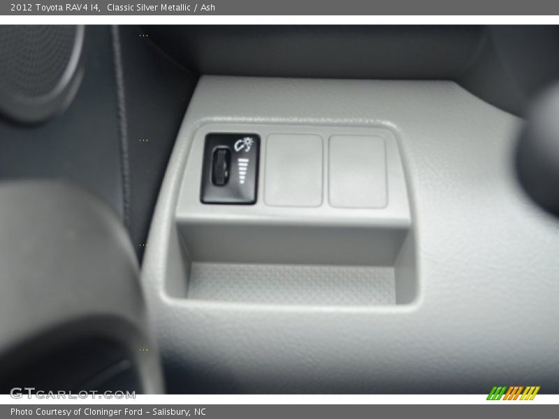 Classic Silver Metallic / Ash 2012 Toyota RAV4 I4
