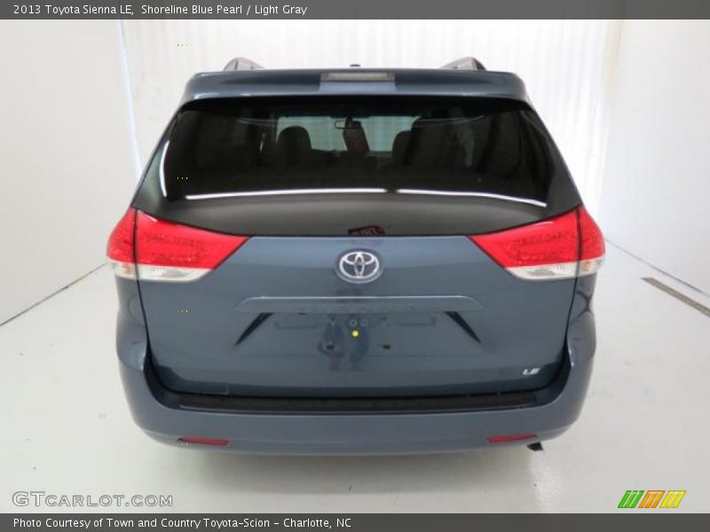 Shoreline Blue Pearl / Light Gray 2013 Toyota Sienna LE