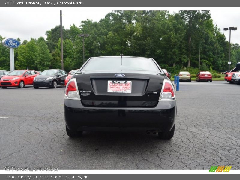 Black / Charcoal Black 2007 Ford Fusion SE
