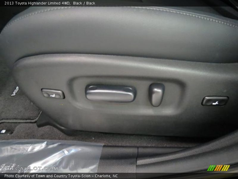 Black / Black 2013 Toyota Highlander Limited 4WD