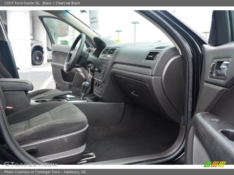 Black / Charcoal Black 2007 Ford Fusion SE