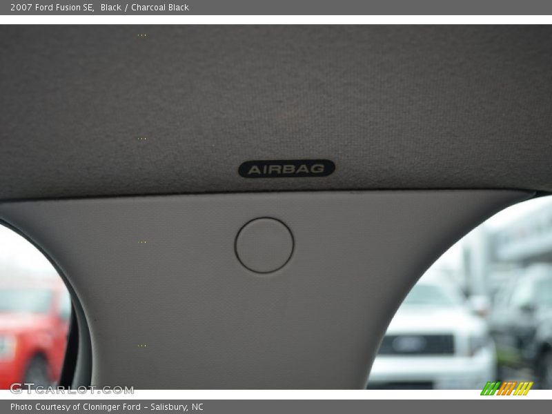 Black / Charcoal Black 2007 Ford Fusion SE