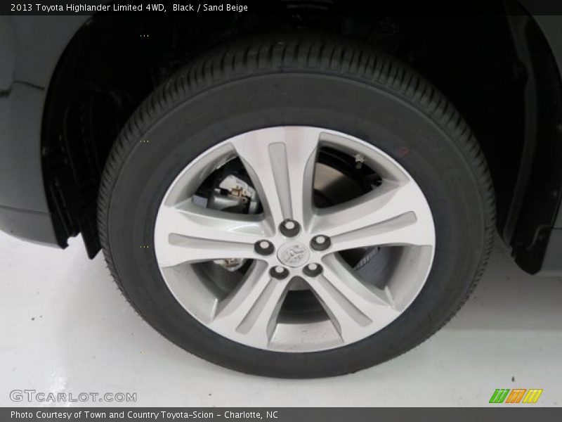 Black / Sand Beige 2013 Toyota Highlander Limited 4WD