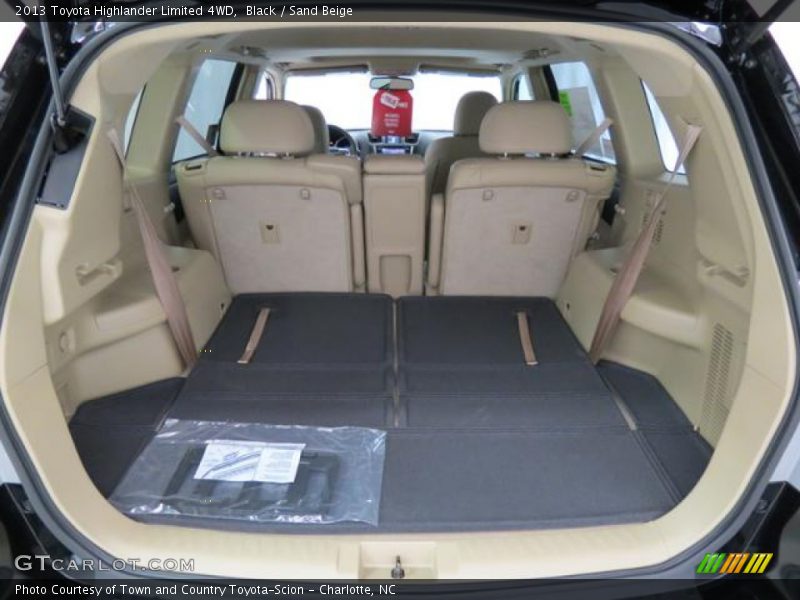 Black / Sand Beige 2013 Toyota Highlander Limited 4WD