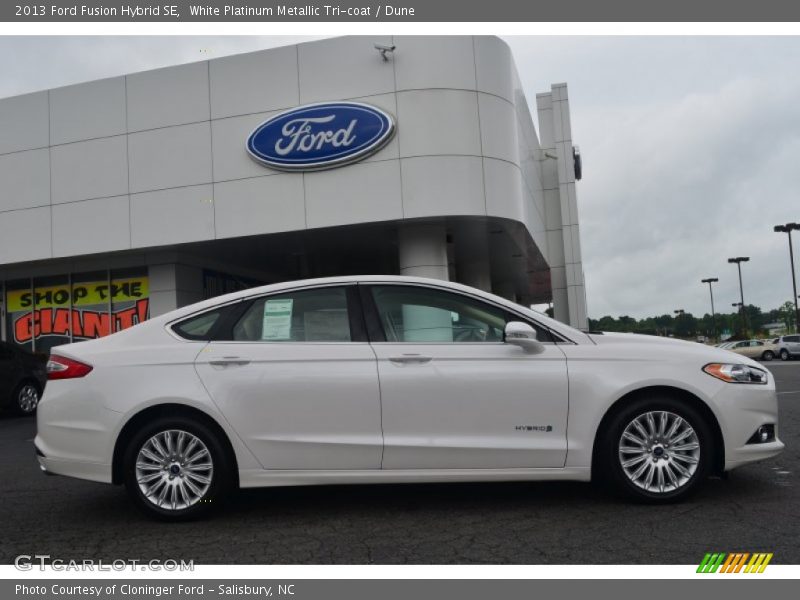 White Platinum Metallic Tri-coat / Dune 2013 Ford Fusion Hybrid SE