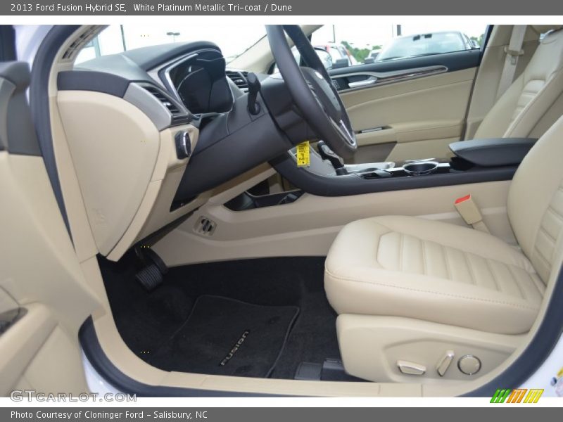 White Platinum Metallic Tri-coat / Dune 2013 Ford Fusion Hybrid SE