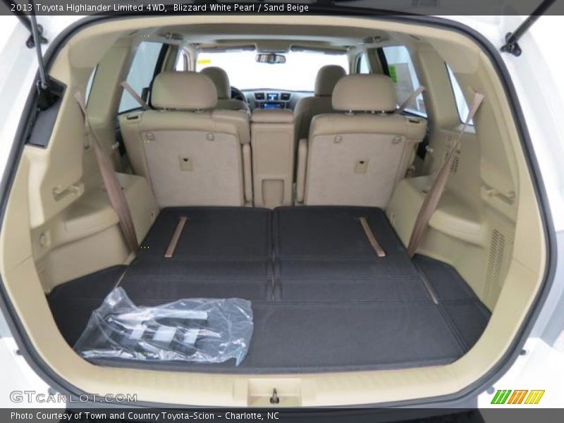 Blizzard White Pearl / Sand Beige 2013 Toyota Highlander Limited 4WD