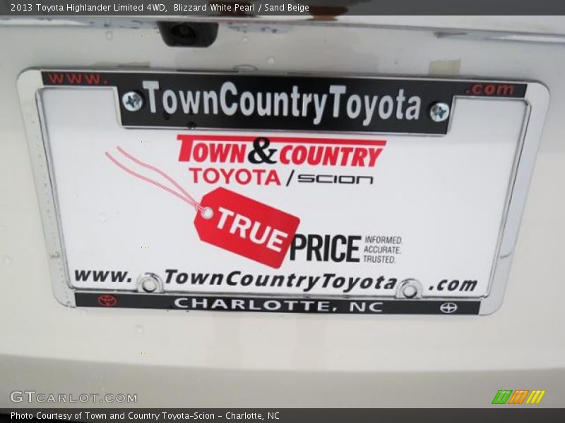 Blizzard White Pearl / Sand Beige 2013 Toyota Highlander Limited 4WD