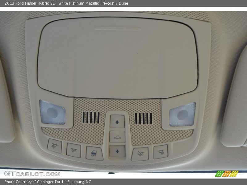 White Platinum Metallic Tri-coat / Dune 2013 Ford Fusion Hybrid SE