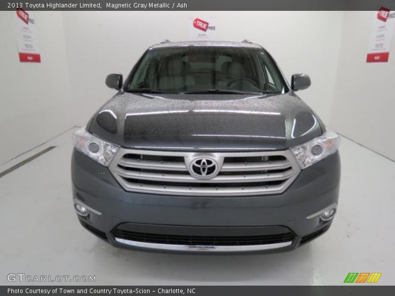 Magnetic Gray Metallic / Ash 2013 Toyota Highlander Limited