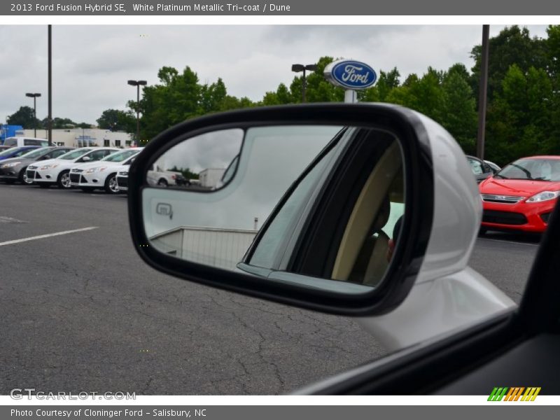 White Platinum Metallic Tri-coat / Dune 2013 Ford Fusion Hybrid SE