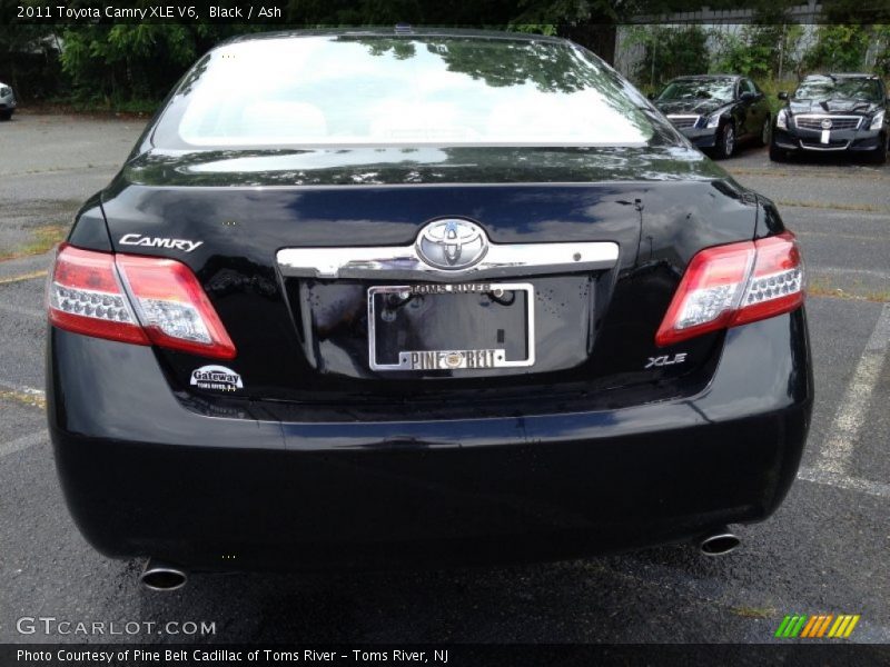 Black / Ash 2011 Toyota Camry XLE V6