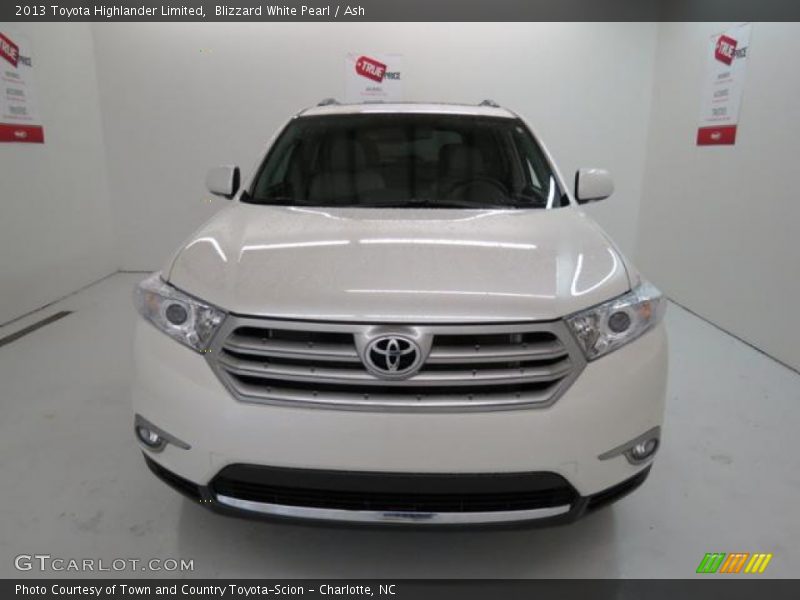 Blizzard White Pearl / Ash 2013 Toyota Highlander Limited
