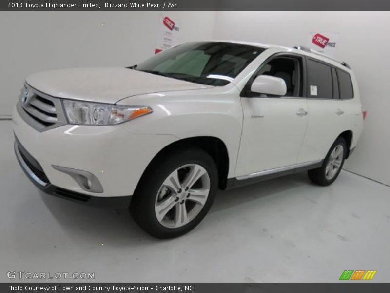 Blizzard White Pearl / Ash 2013 Toyota Highlander Limited