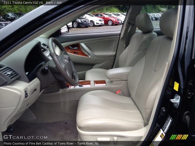 Black / Ash 2011 Toyota Camry XLE V6
