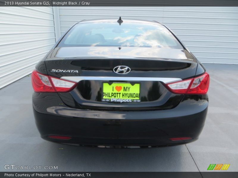 Midnight Black / Gray 2013 Hyundai Sonata GLS