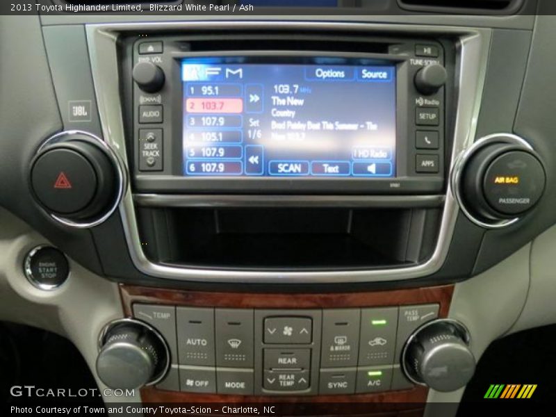 Blizzard White Pearl / Ash 2013 Toyota Highlander Limited