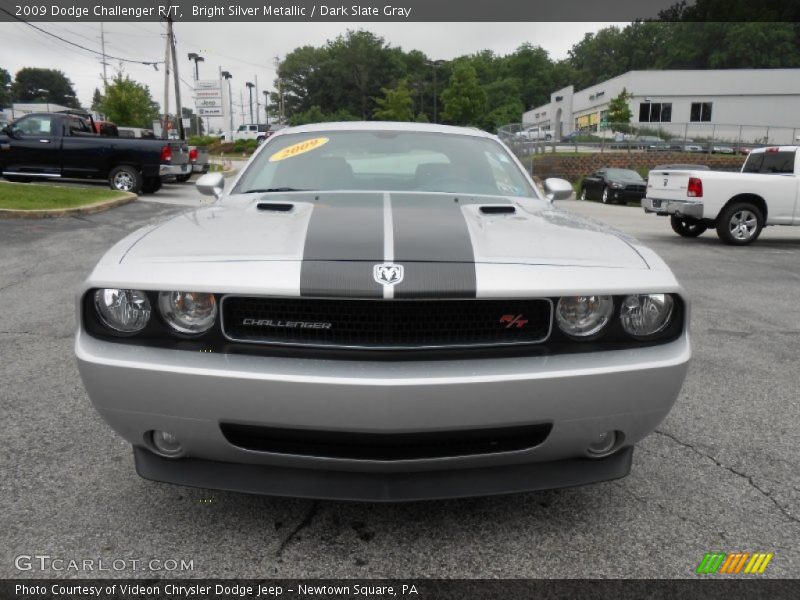 Bright Silver Metallic / Dark Slate Gray 2009 Dodge Challenger R/T