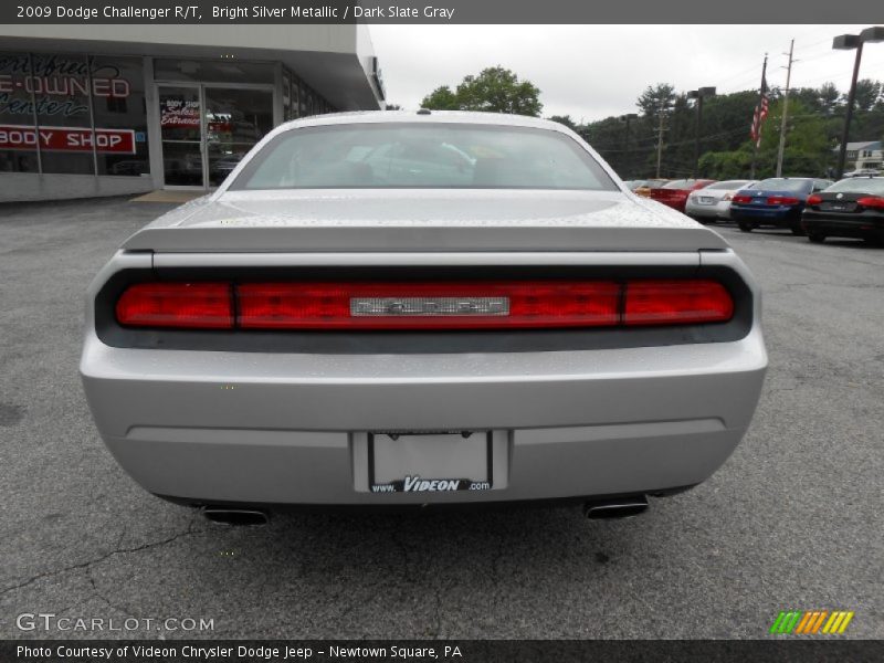 Bright Silver Metallic / Dark Slate Gray 2009 Dodge Challenger R/T