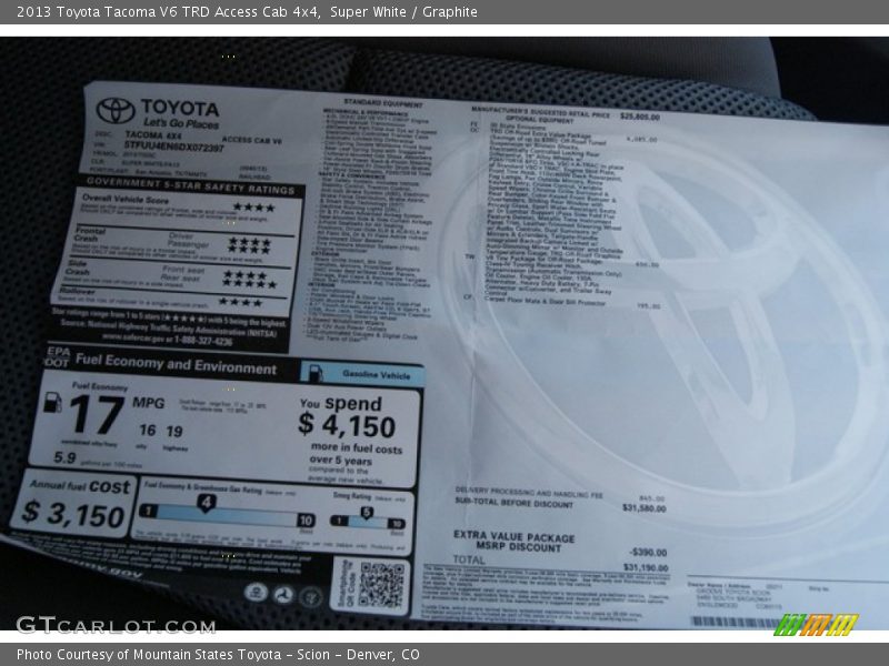 Super White / Graphite 2013 Toyota Tacoma V6 TRD Access Cab 4x4