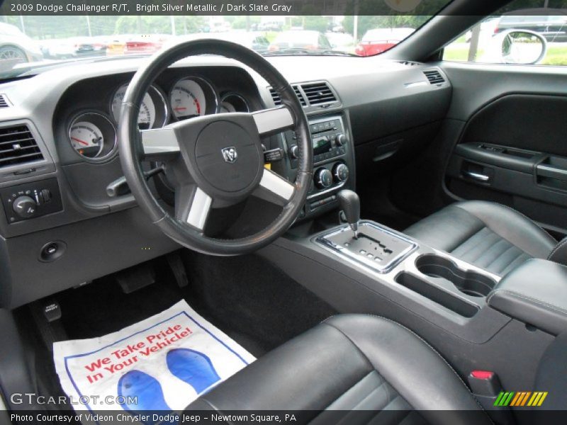 Bright Silver Metallic / Dark Slate Gray 2009 Dodge Challenger R/T