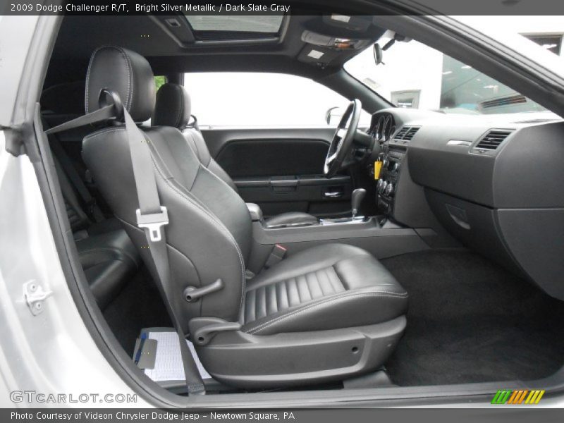 Bright Silver Metallic / Dark Slate Gray 2009 Dodge Challenger R/T