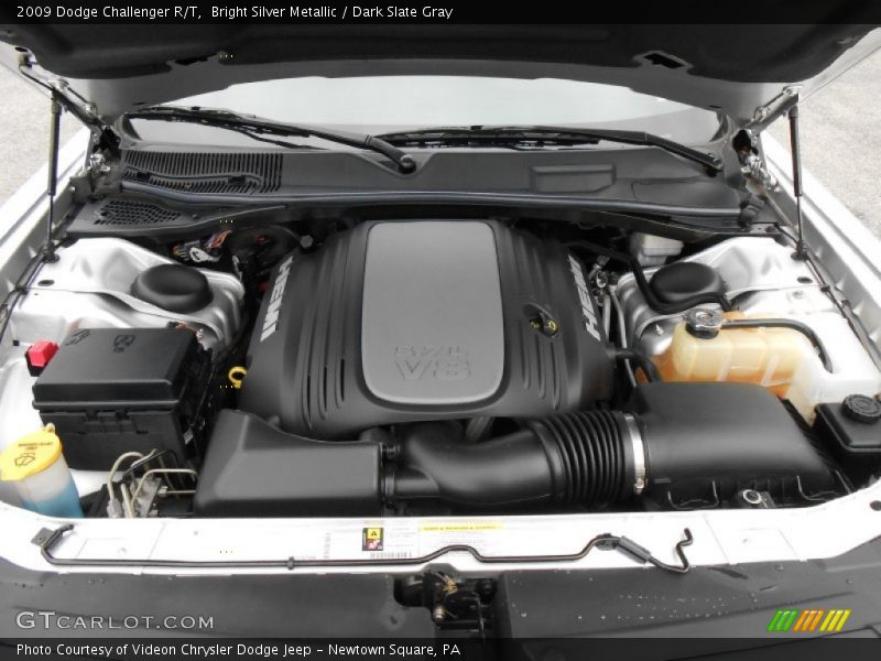 Bright Silver Metallic / Dark Slate Gray 2009 Dodge Challenger R/T
