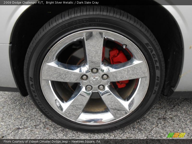 Bright Silver Metallic / Dark Slate Gray 2009 Dodge Challenger R/T