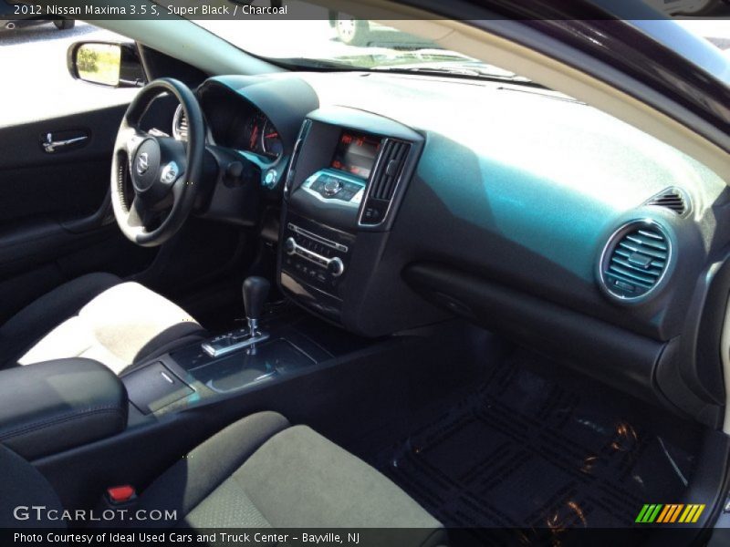 Super Black / Charcoal 2012 Nissan Maxima 3.5 S