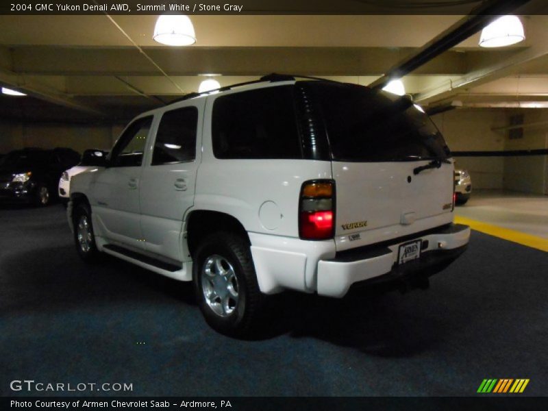 Summit White / Stone Gray 2004 GMC Yukon Denali AWD