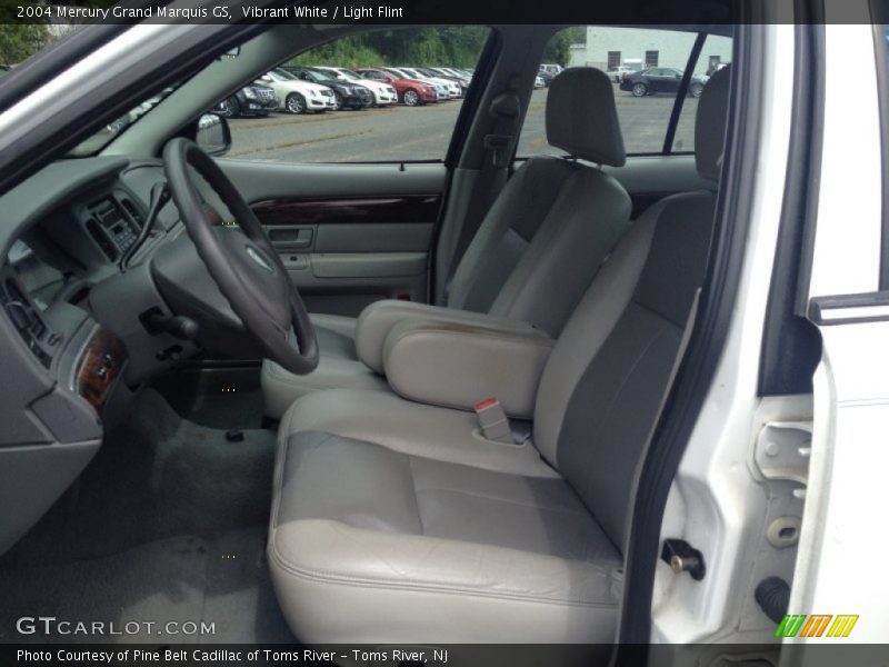 Vibrant White / Light Flint 2004 Mercury Grand Marquis GS