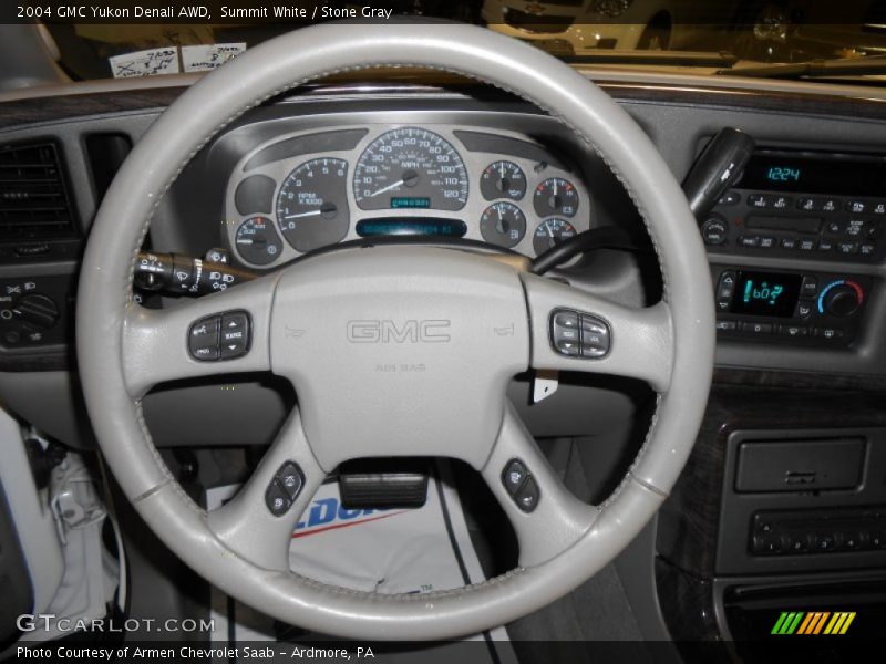  2004 Yukon Denali AWD Steering Wheel