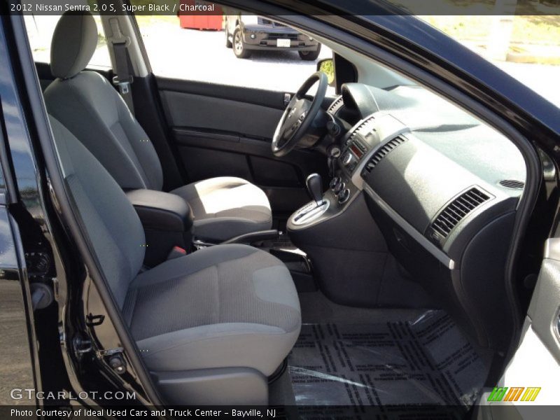 Super Black / Charcoal 2012 Nissan Sentra 2.0 S