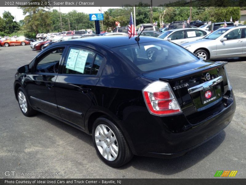 Super Black / Charcoal 2012 Nissan Sentra 2.0 S