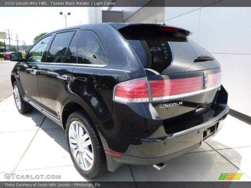 Tuxedo Black Metallic / Light Camel 2010 Lincoln MKX FWD