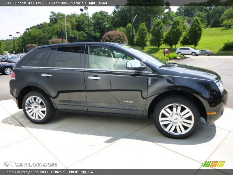 Tuxedo Black Metallic / Light Camel 2010 Lincoln MKX FWD