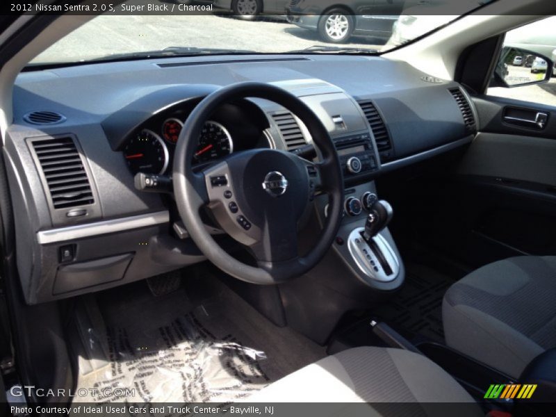 Super Black / Charcoal 2012 Nissan Sentra 2.0 S