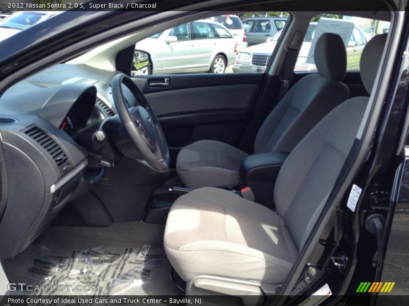 Super Black / Charcoal 2012 Nissan Sentra 2.0 S