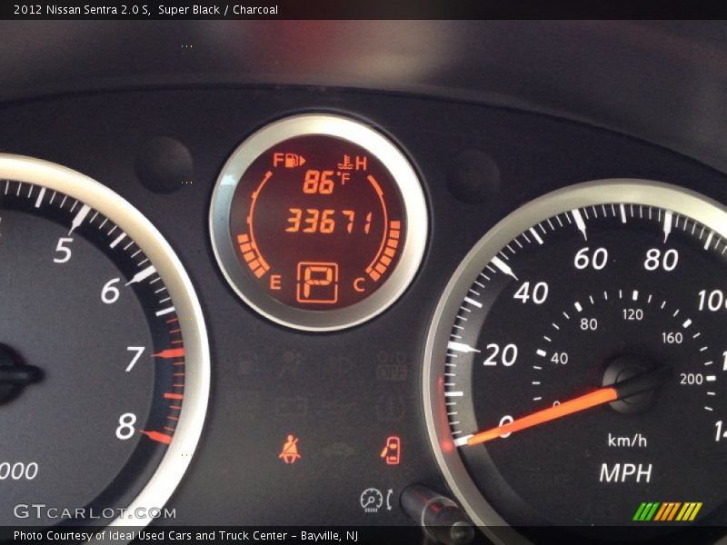 Super Black / Charcoal 2012 Nissan Sentra 2.0 S
