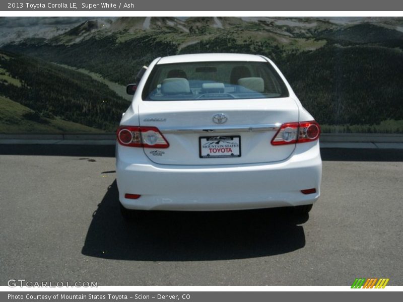 Super White / Ash 2013 Toyota Corolla LE