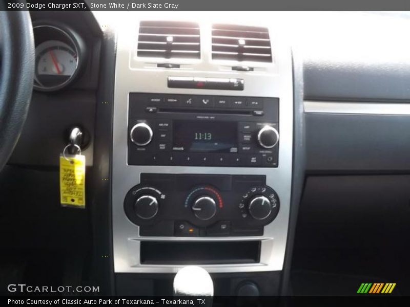 Stone White / Dark Slate Gray 2009 Dodge Charger SXT
