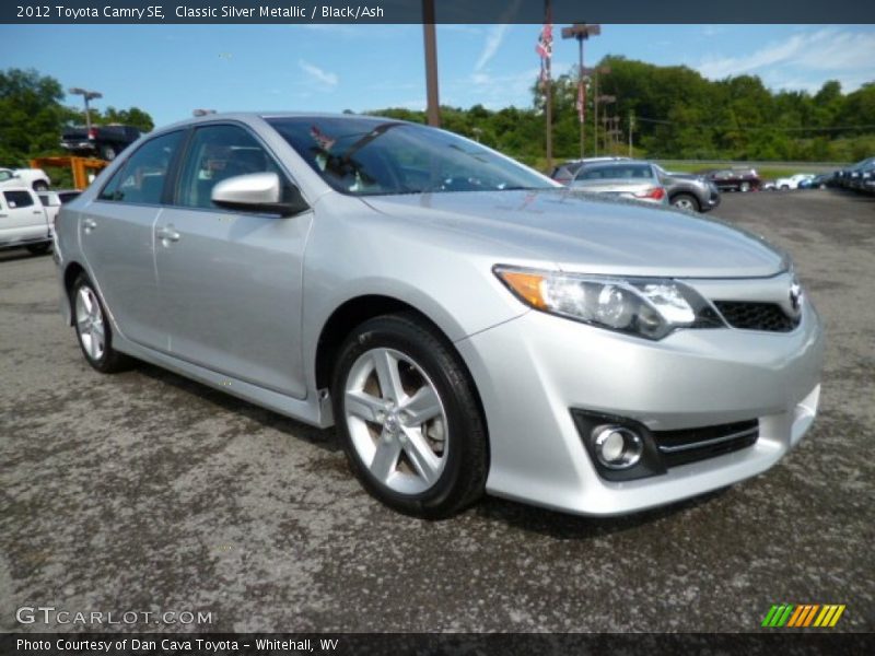 Classic Silver Metallic / Black/Ash 2012 Toyota Camry SE