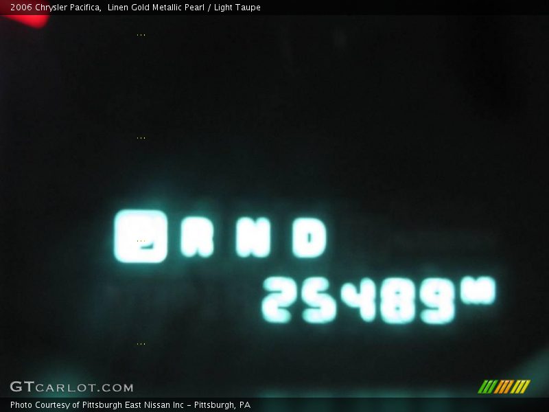 Linen Gold Metallic Pearl / Light Taupe 2006 Chrysler Pacifica