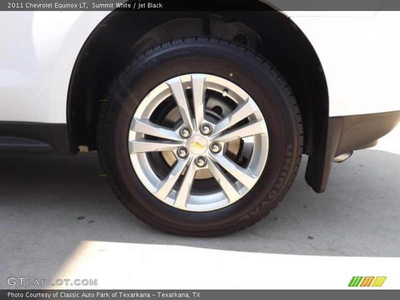 Summit White / Jet Black 2011 Chevrolet Equinox LT