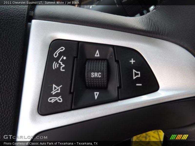 Summit White / Jet Black 2011 Chevrolet Equinox LT